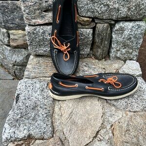 Sperry Black and Orange Boat Shoes with Sporty Design